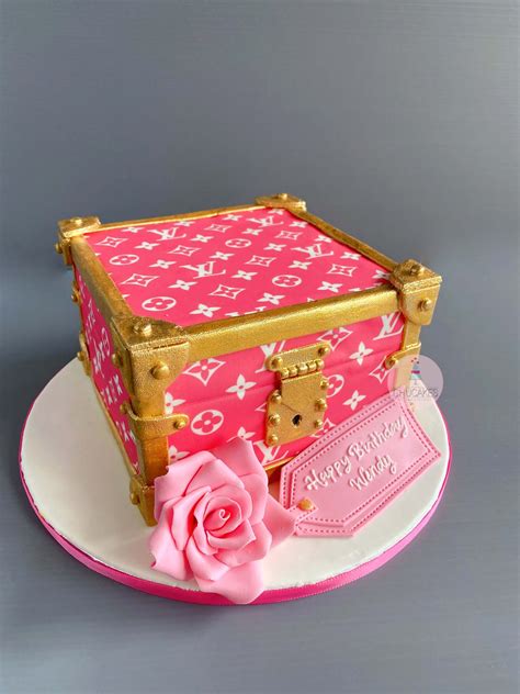 lv men birthday cake|pink louis vuitton birthday cake.